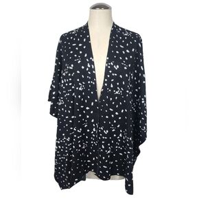 Chico's Black White Wrap Shawl One Size